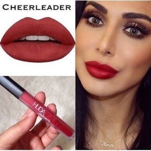 Huda Beauty Matte Lipstick Cheerleader
